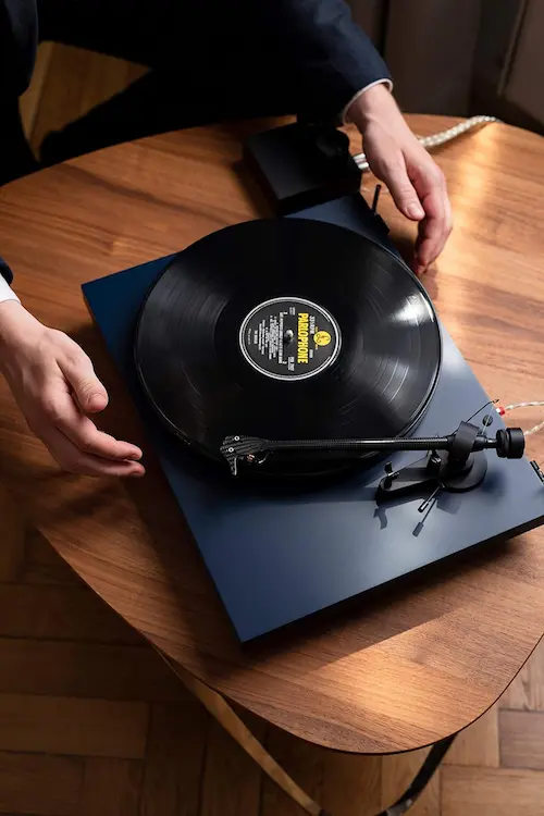 giradiscos pro ject debut carbon evo